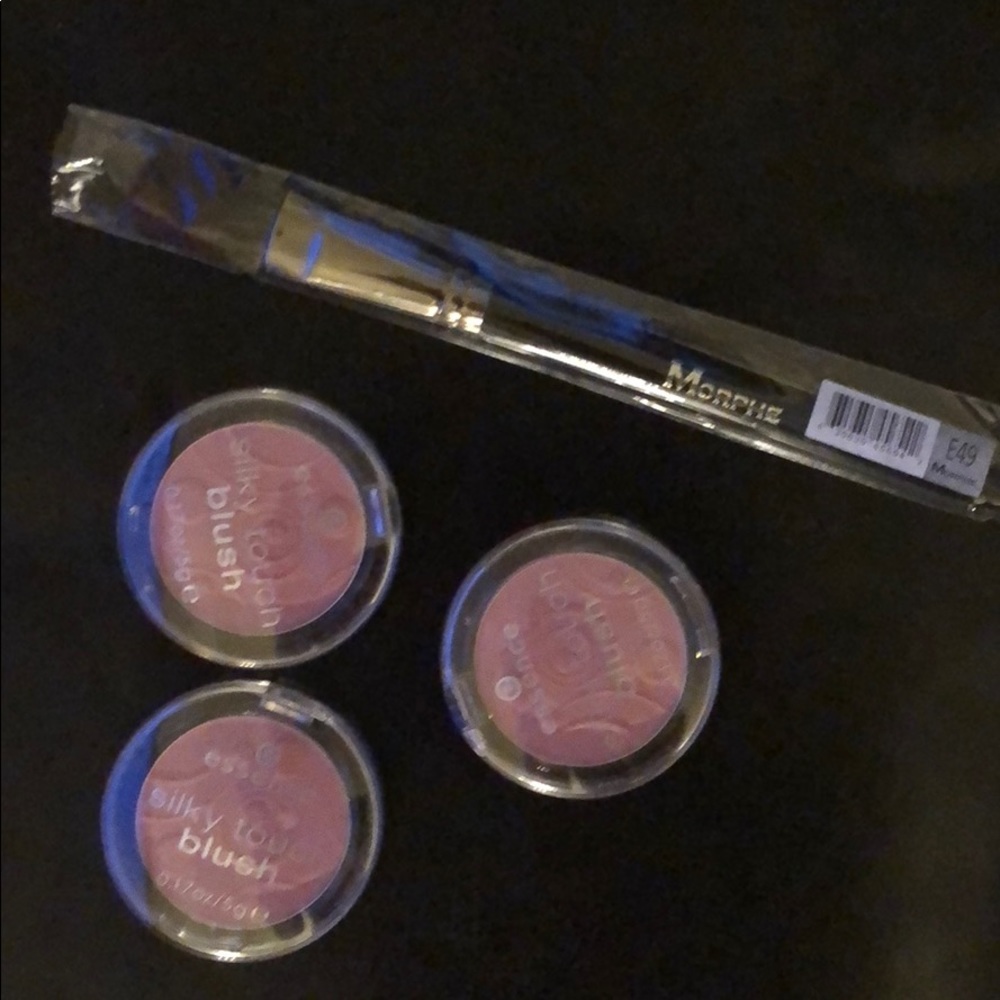 Essence cheek silky touch blush and cheek blush